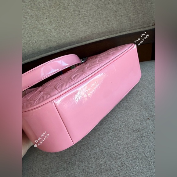 NWT!COACH 2-Way Teri Shoulder Bag In Signature Leather With Heart Charm(CDA98) - Picture 4 of 7